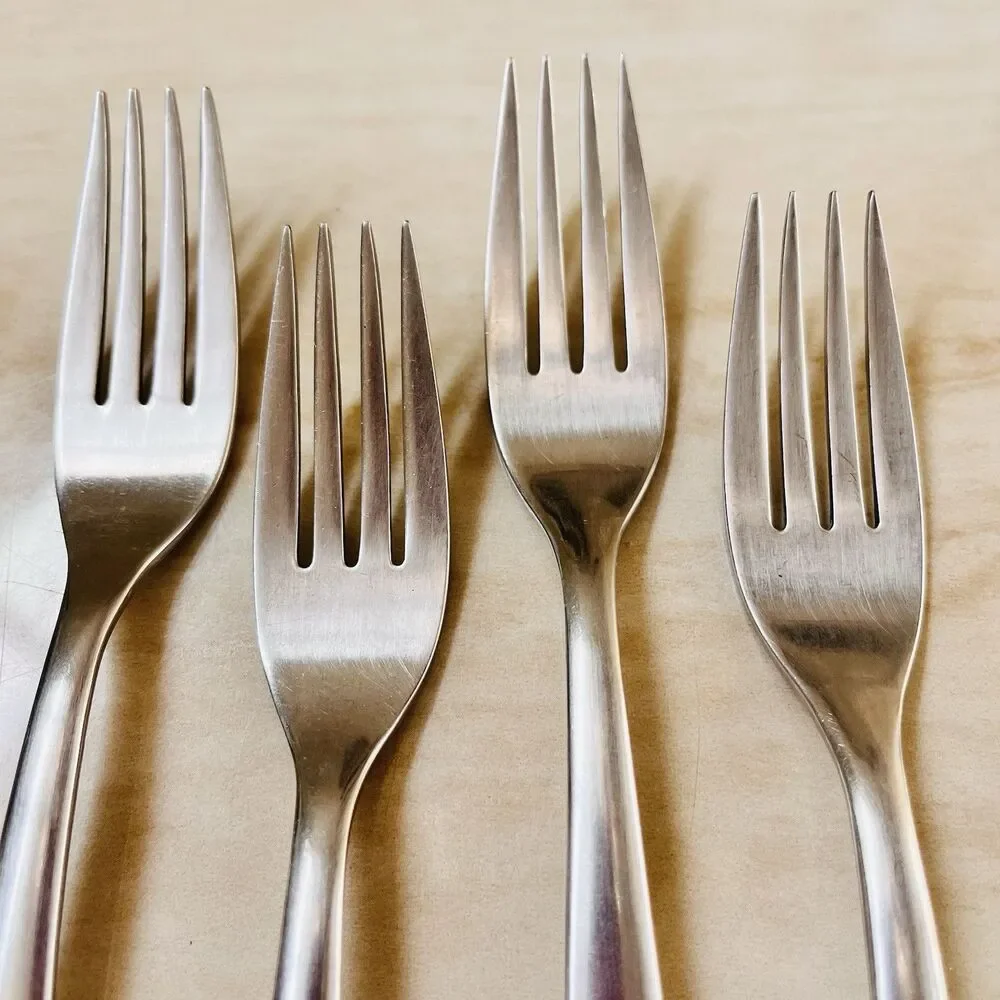 4pc INTERNATIONAL SILVER INS14 Fork 7” Stainless Satin Frosted USA Flatware